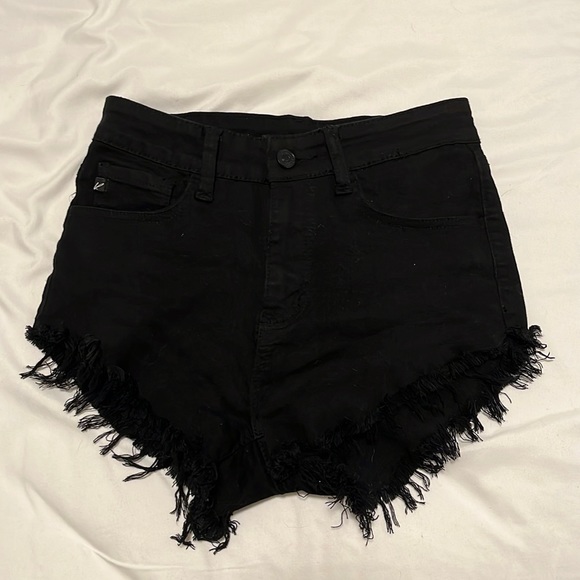 KanCan Pants - Black super high waisted short